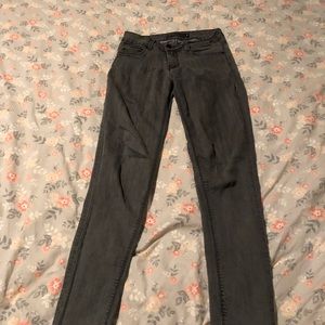 BDG charcoal skinny jeans size 28